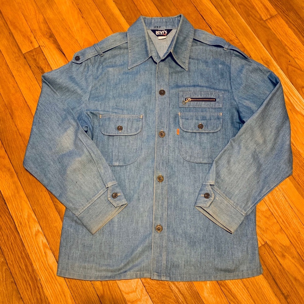 VINTAGE DENIM LEVIS ORANGE TAB LIGHT JACKET!